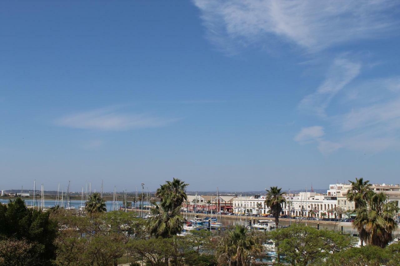Aloja Puerto Deportivo Apartment Ayamonte Exterior photo